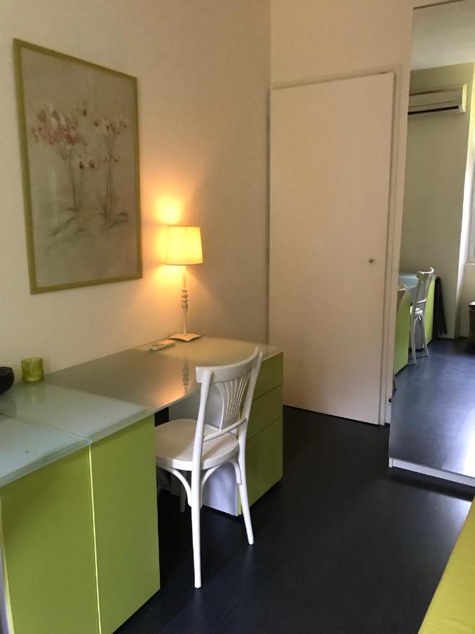 Chambre 1 Personne Avec Terrasse Centre Ville Marseille 3 Nuits Min , Femme Uniquement מראה חיצוני תמונה